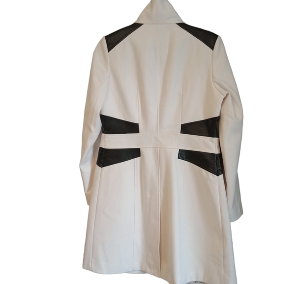 VIA SPIGA Women's White Ivory Faux Leather Stand Collar Coat Size 6 $350 - Picture 5 of 12